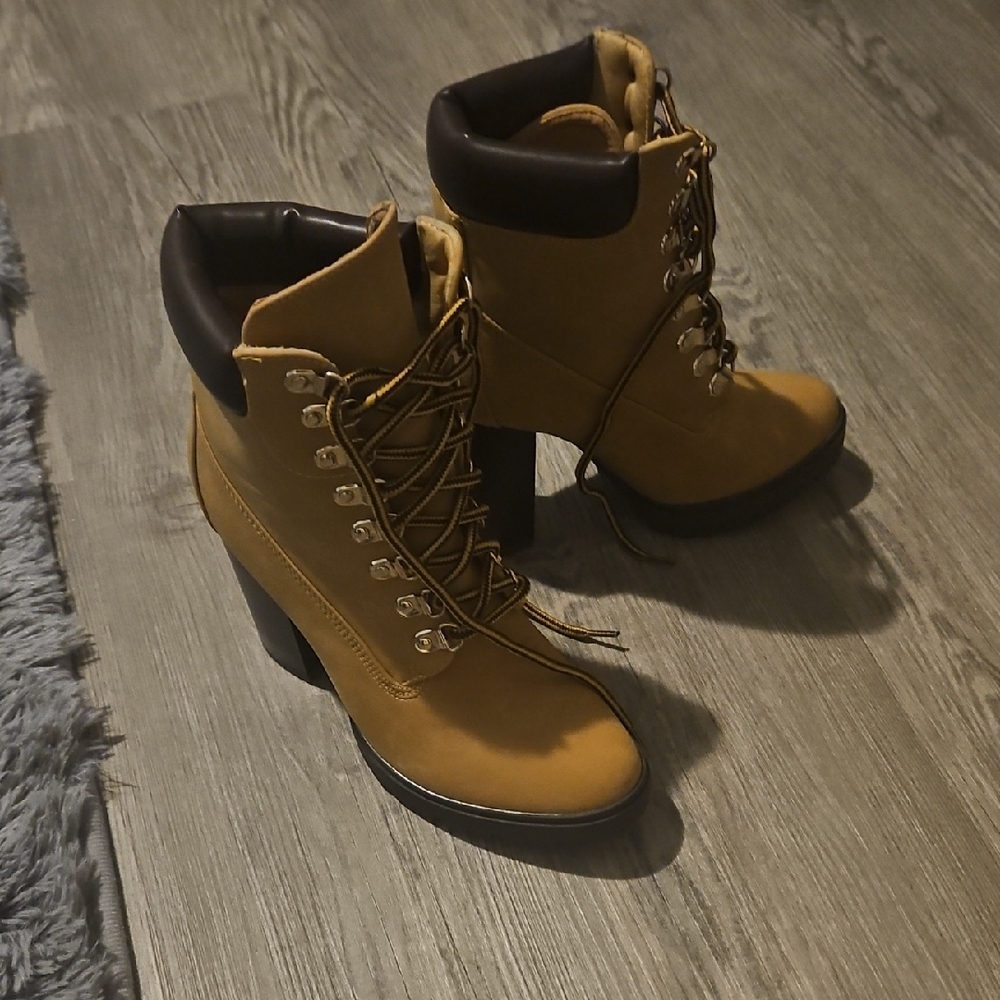 Rue21 Brown Lace-Up Heeled Boots